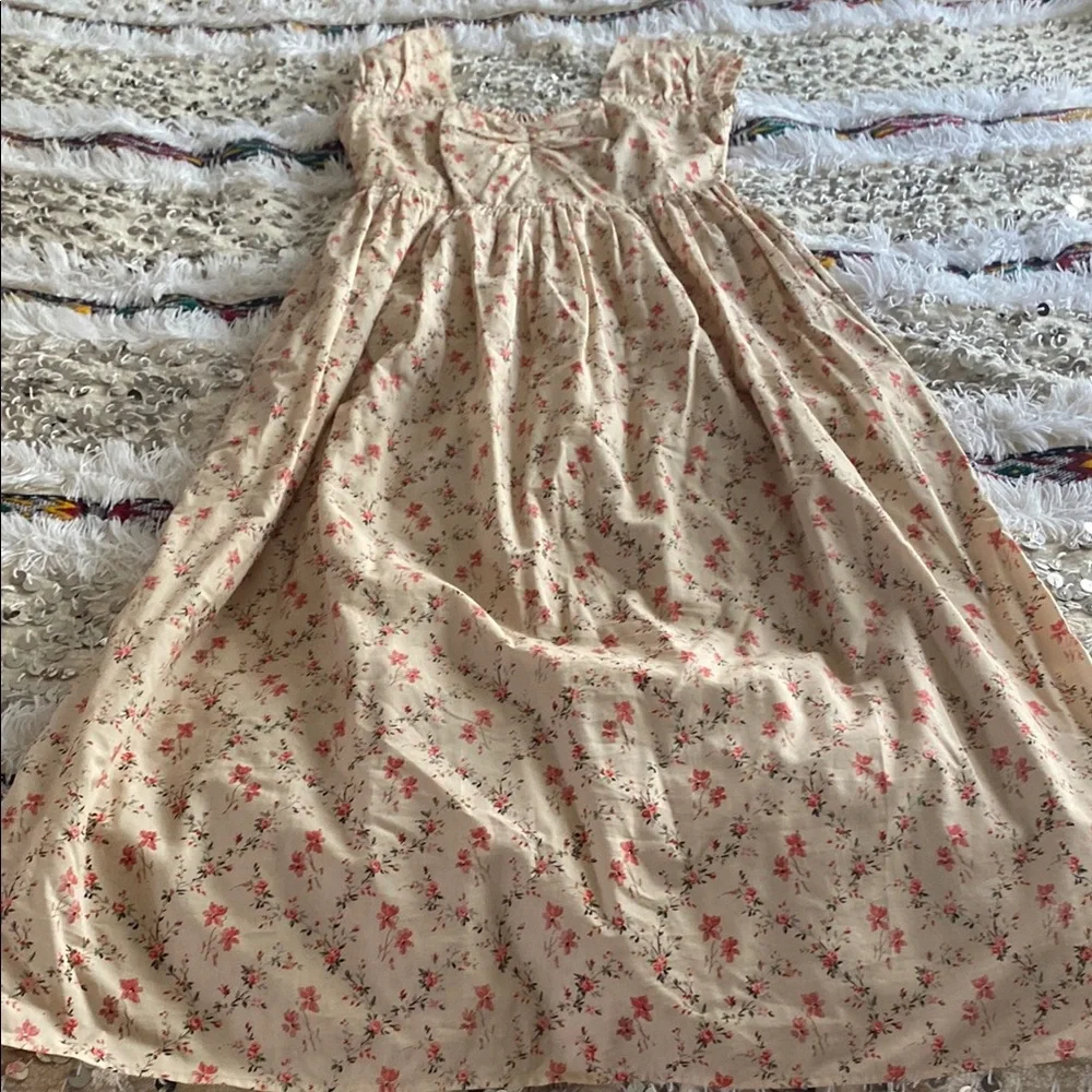 The Lucianna dress in pansy garden - Picture 2 of 6